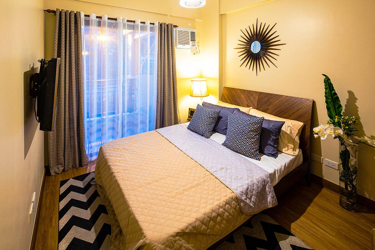 13 of the Hottest Colors to Paint Your Bedroom