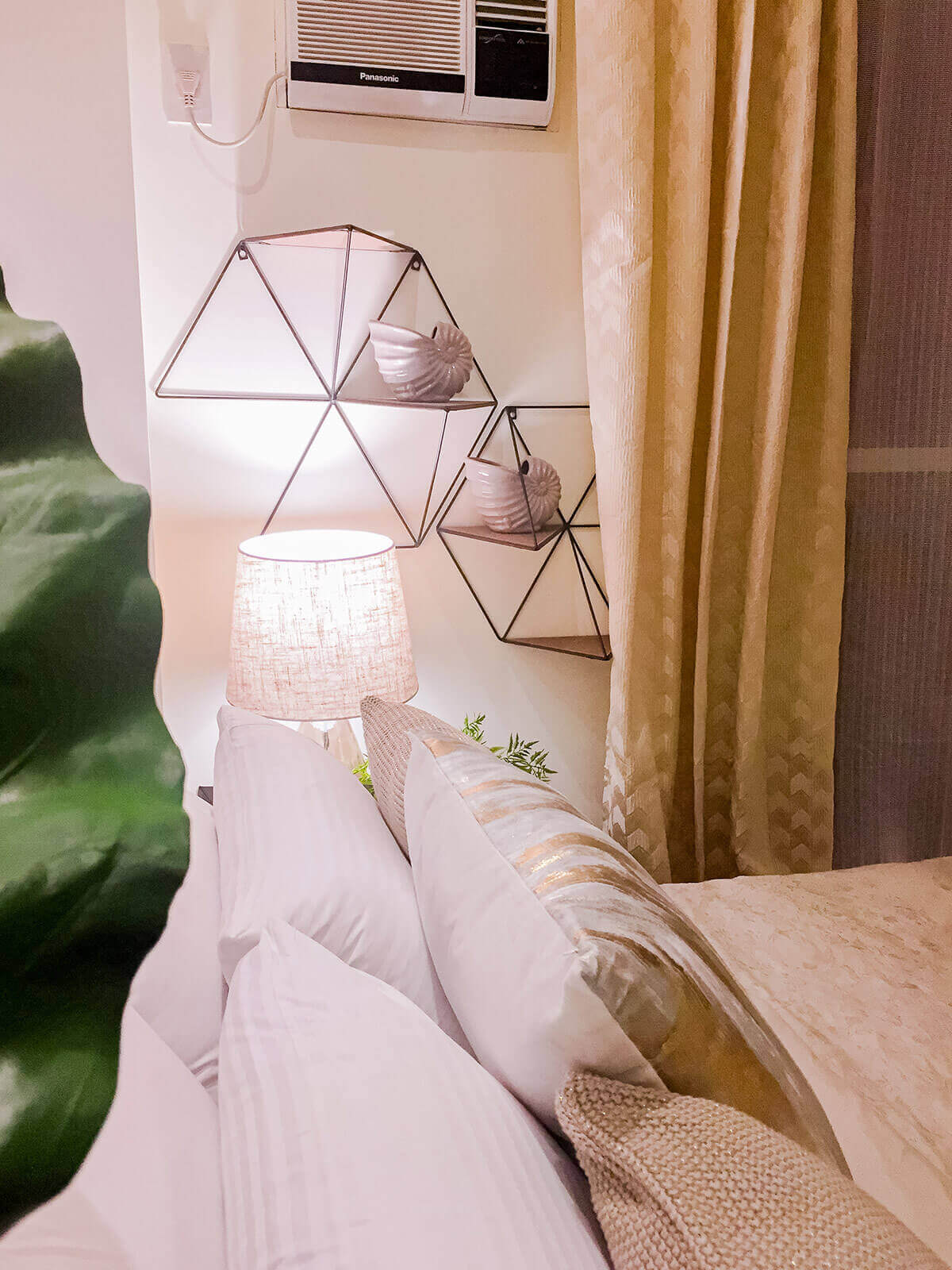 Bedroom Reading Light