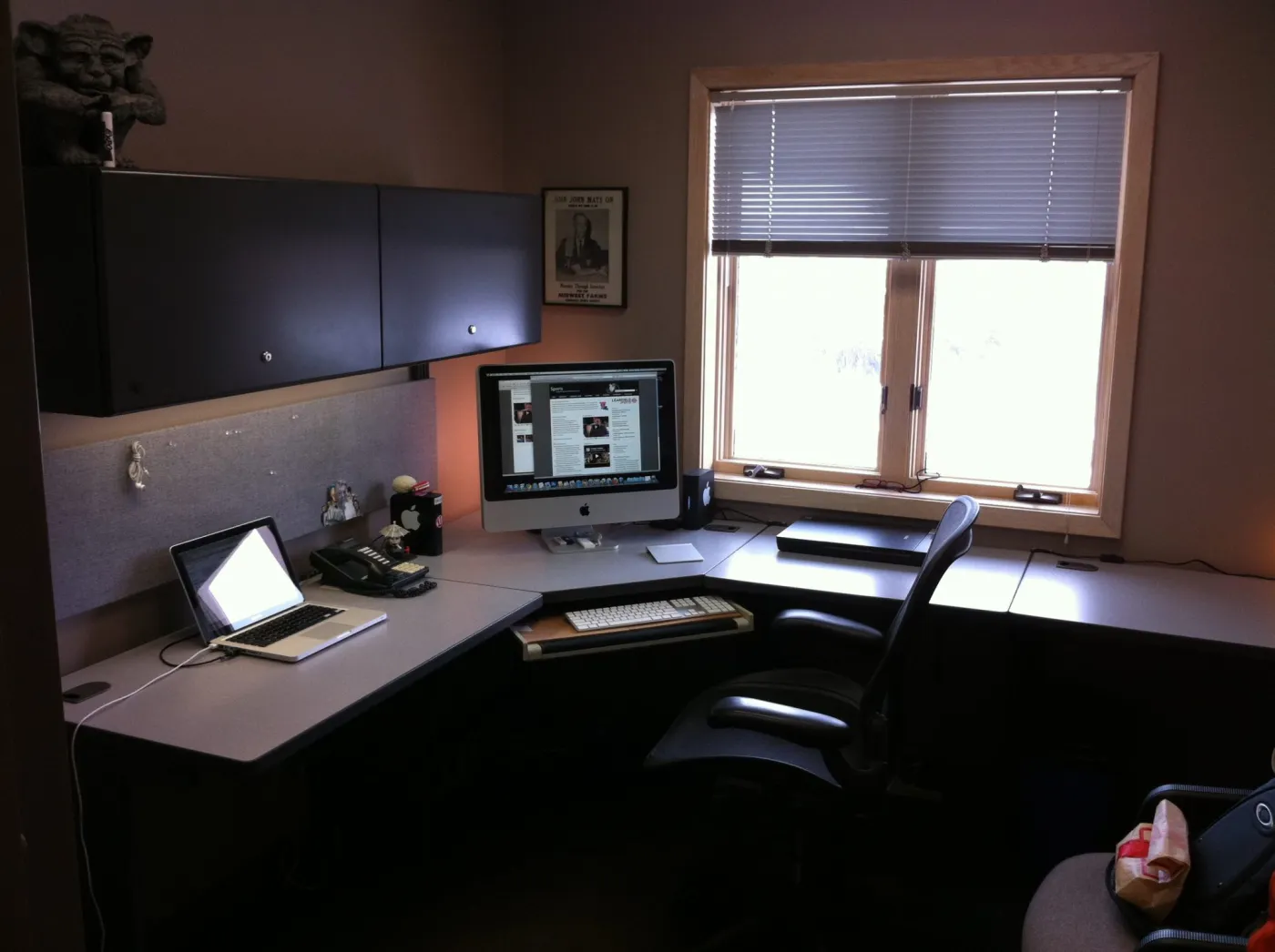 10 Essential Tools For Your Condo Home Office