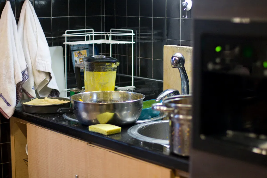 11 Kitchen Crimes That You Should Prevent From Happening