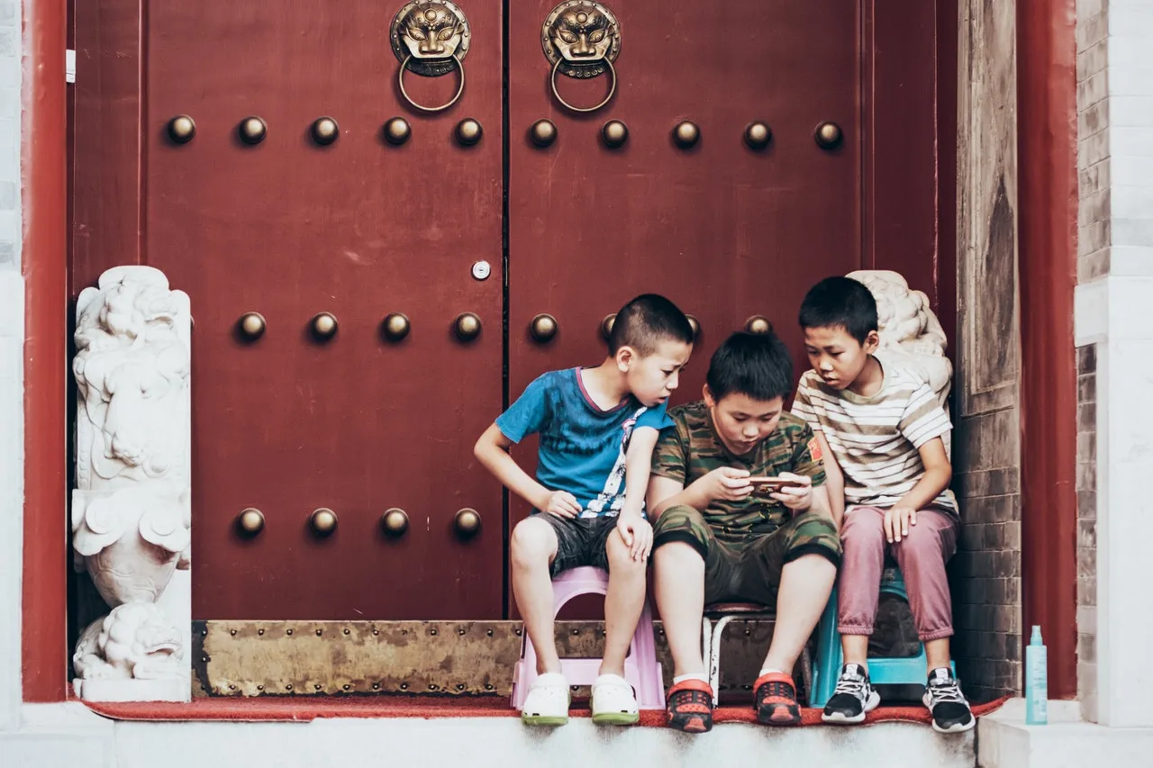 Setting Up Your Child's Screen Timeout: The Busy Parent Edition