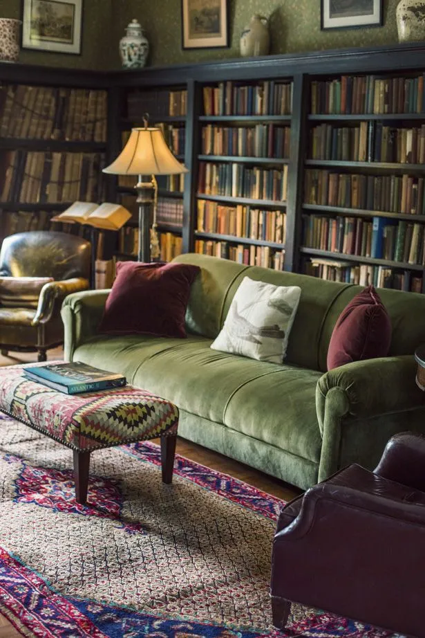 Mini-Library Design Hacks To Create A Condo Reading Nook