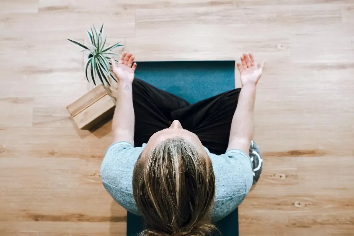 8 Indoor Activities to Help You Achieve a Healthy Work-Life Balance