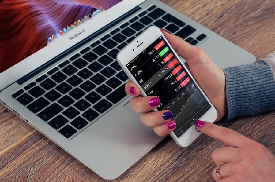 13th month pay invest in stock market