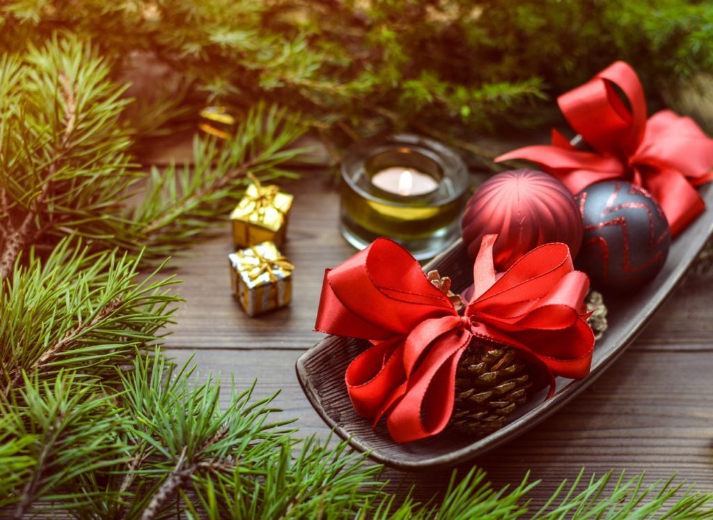 christmas ball table ornaments