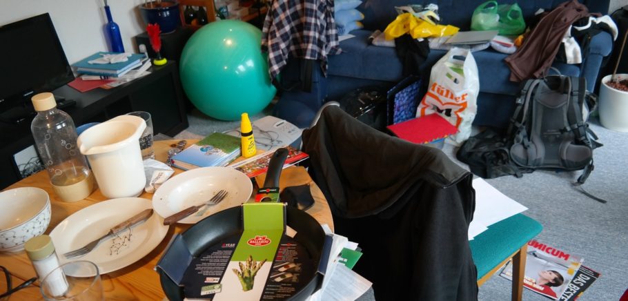 10 Reasons Why Your Home is Never Clean and How to Fix It