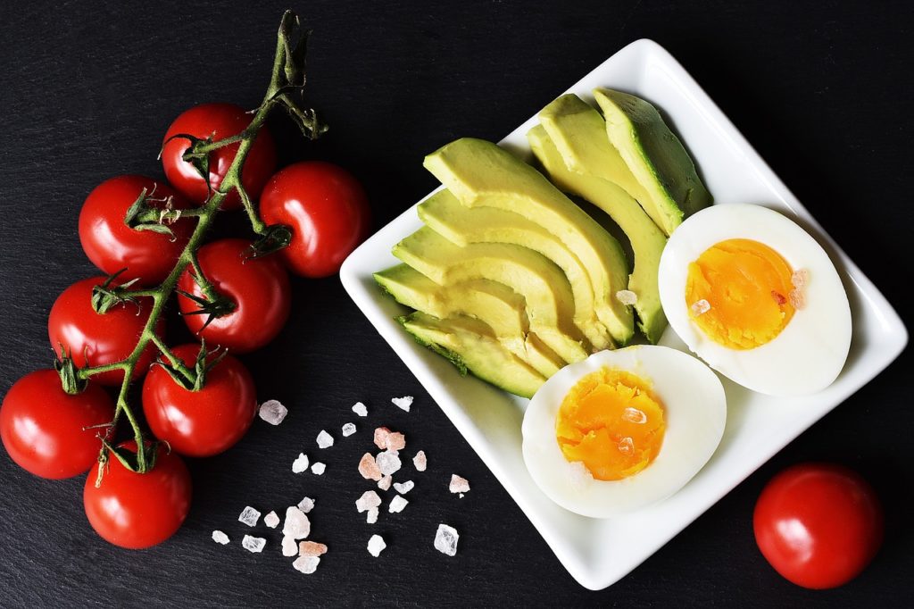 tomato avocado salad