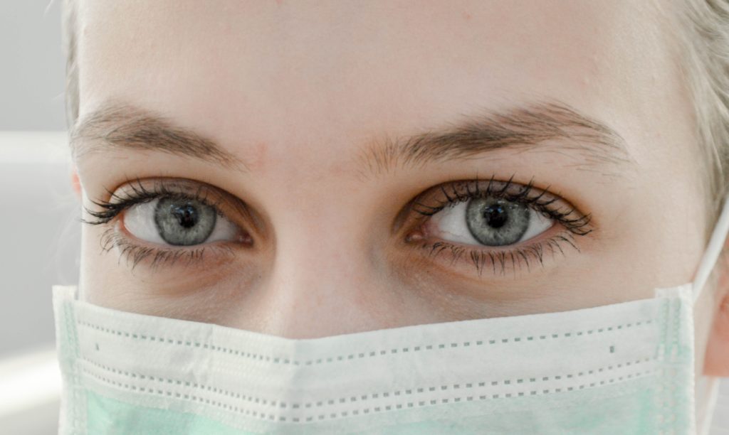 wear face mask when commuting