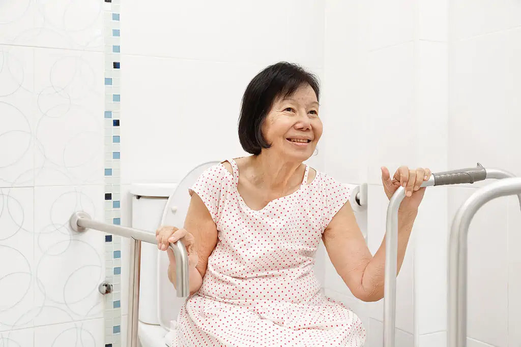 condo bathroom safety for senior citizens