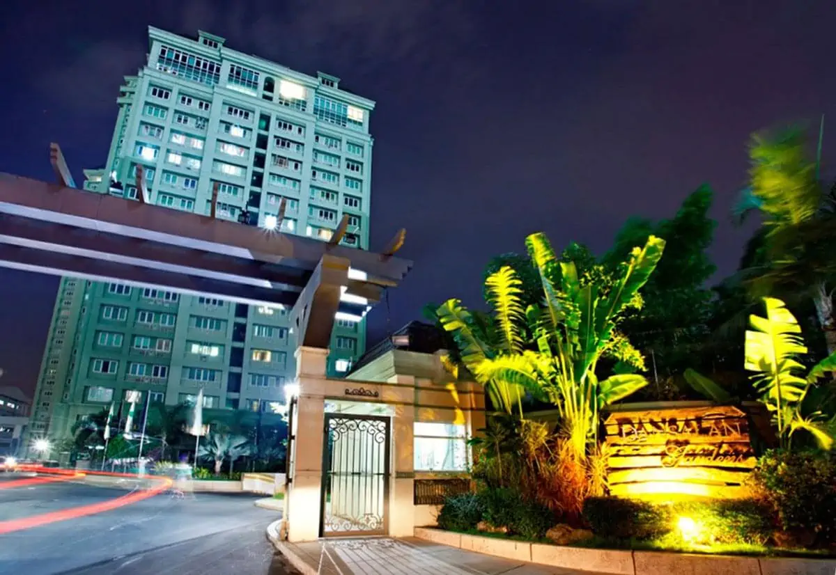 dansalan-gardens-condominiums-Main Entrance Gate