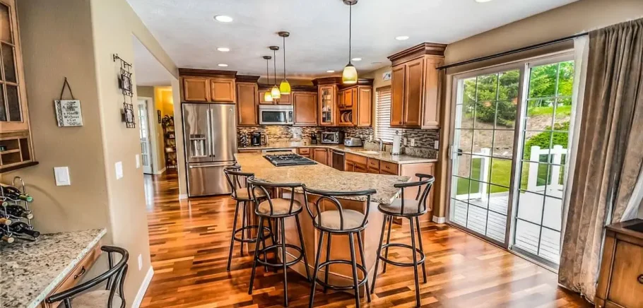 Classy-Looking Low-Cost Simple Kitchen Designs