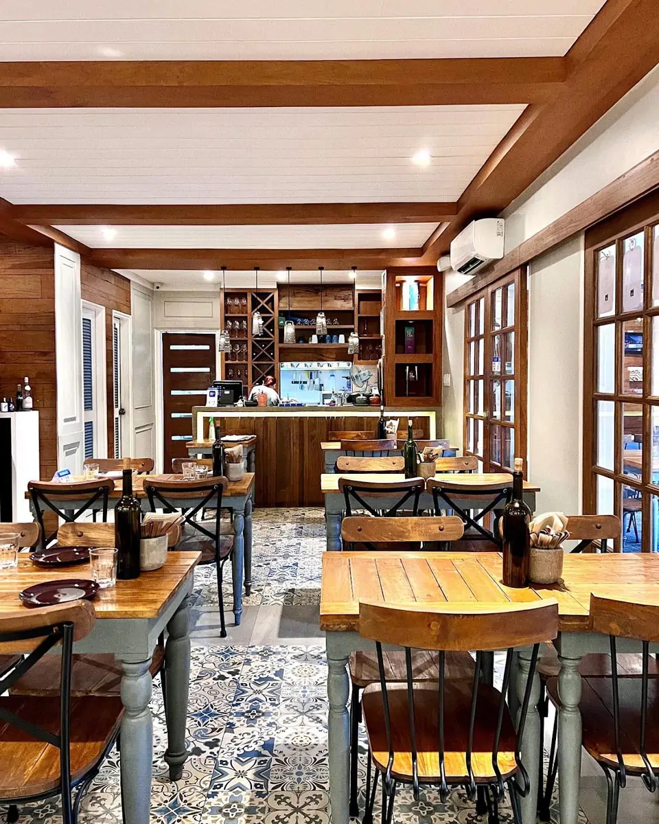 la spezia mnl dining area