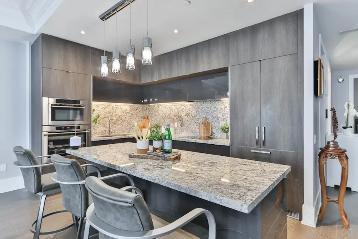 white-and-gray-chairs-and-table
